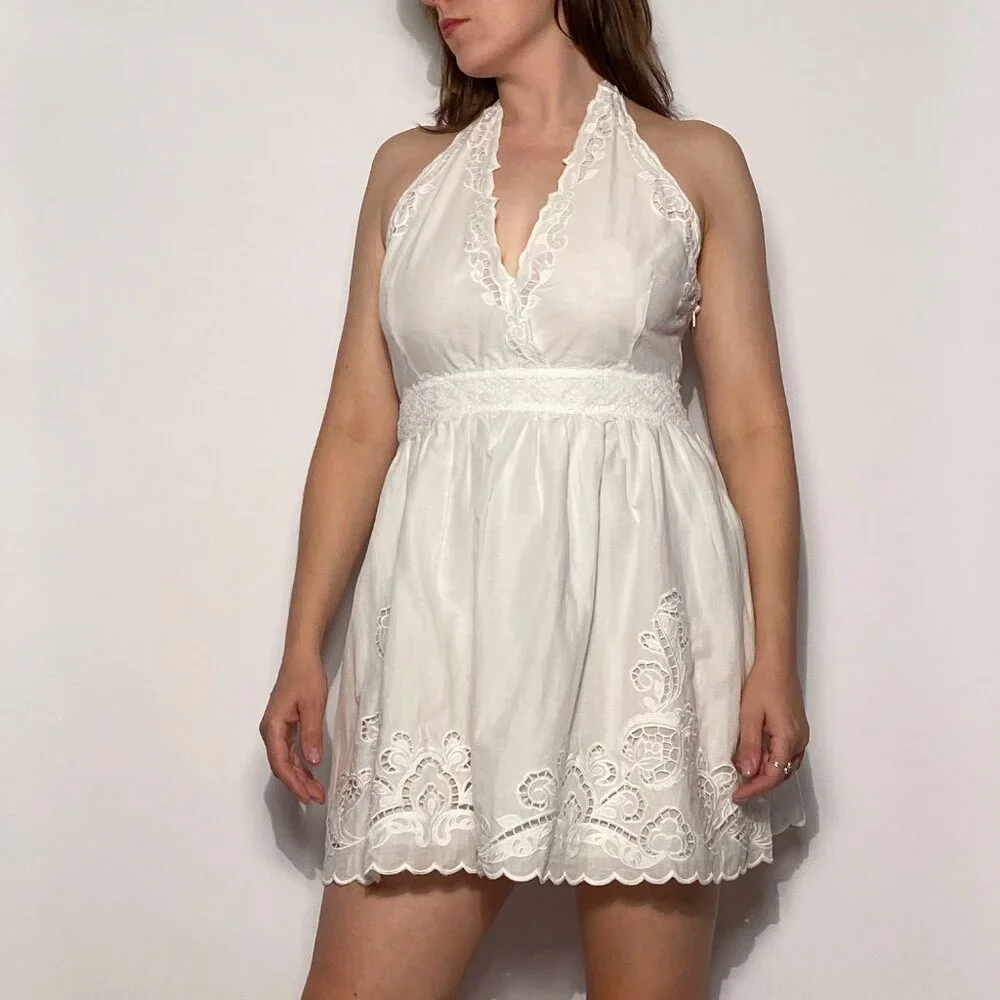 Zara Crisp White Victorian Embroidered Mini Halter Dress -- L - Picture 4 of 7
